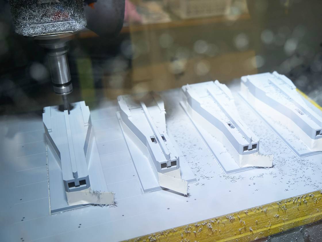 プラスチック切削加工